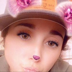 Meet your Posher, Kendra